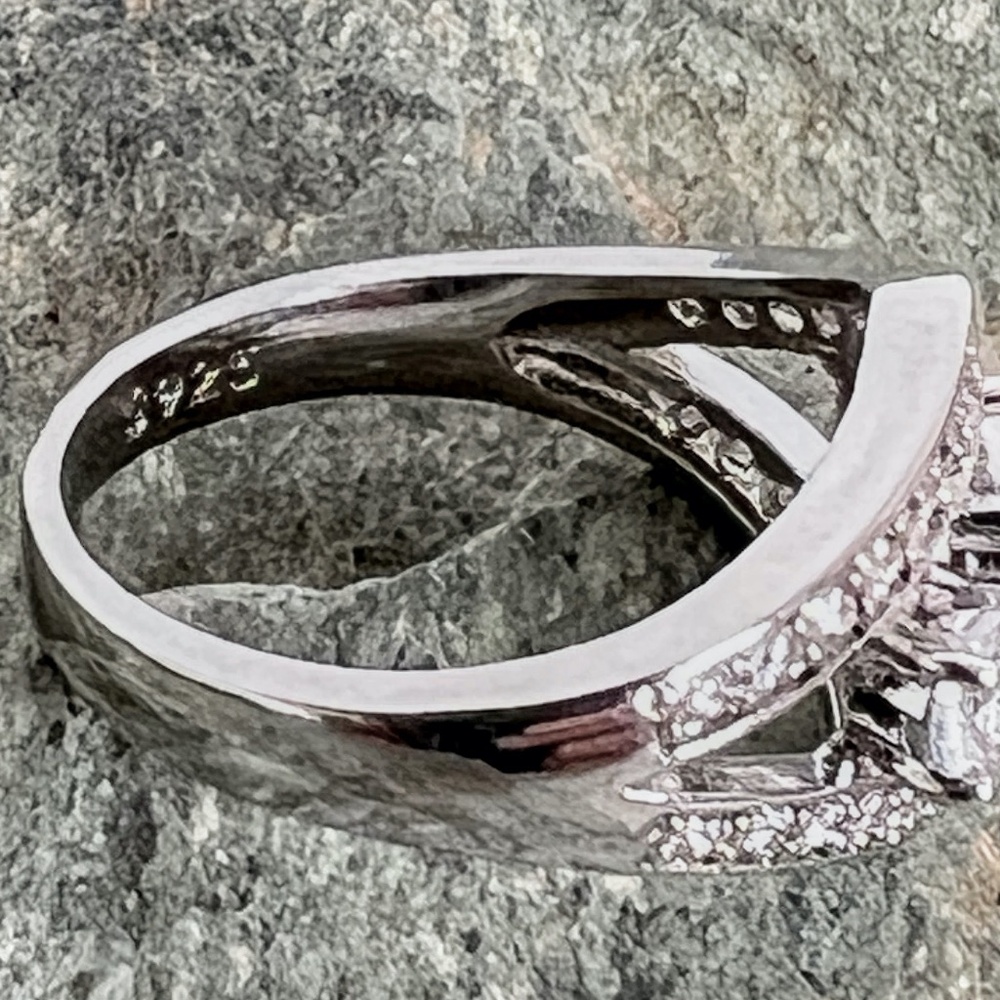 CZ and 925 Silver Tiara Style Band Ring Sz 7 NEW - Picture 6 of 9